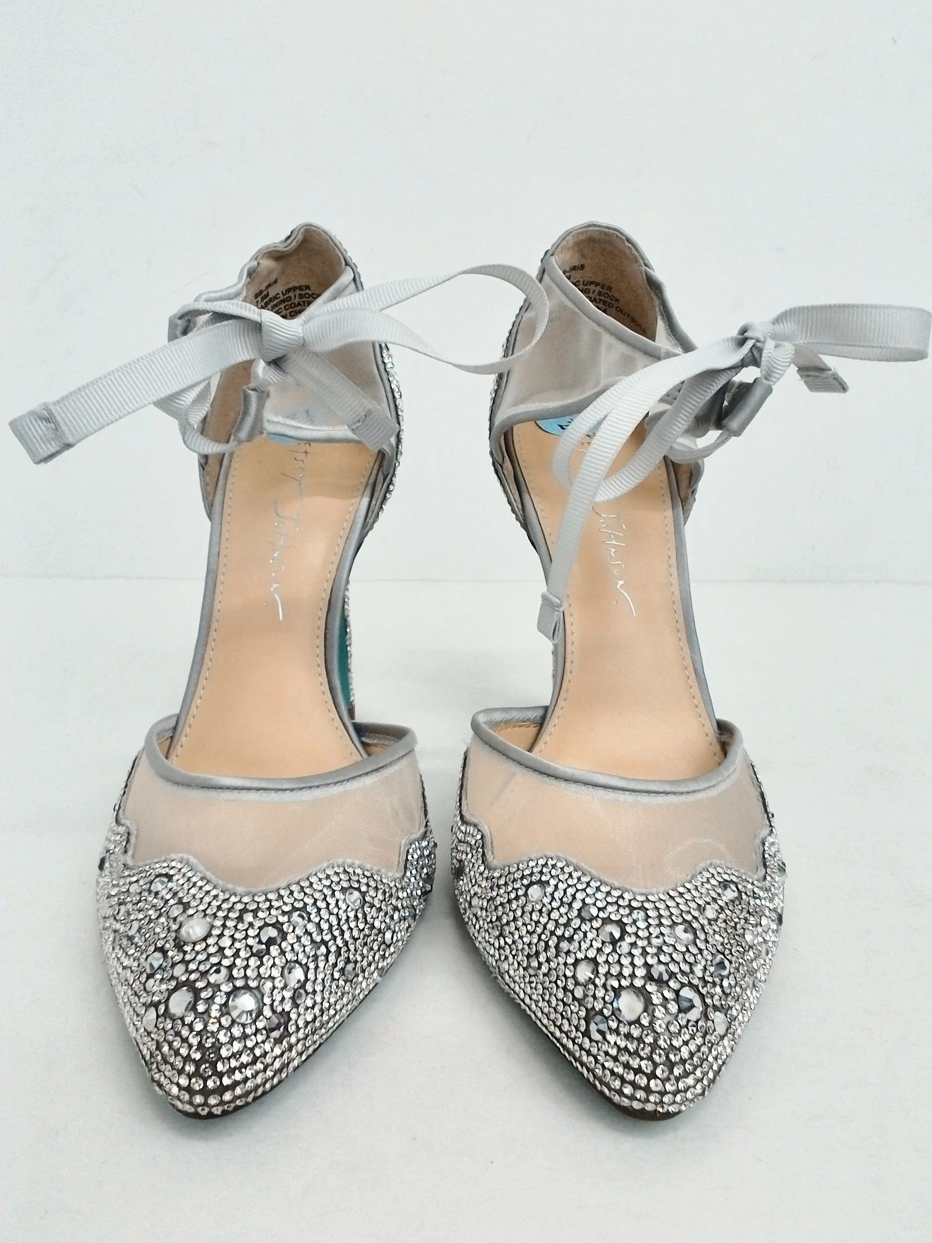 Betsey Johnson Women's Iris Silver/GreyPumps Size 7.5 M