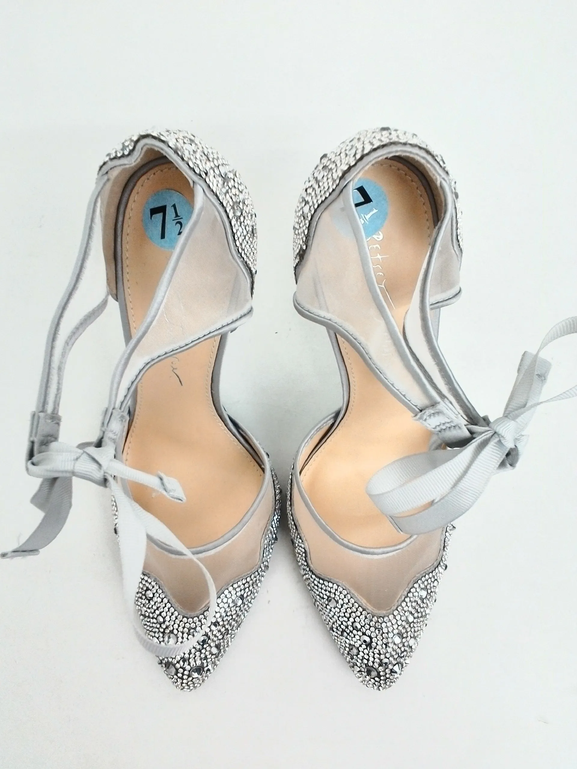 Betsey Johnson Women's Iris Silver/GreyPumps Size 7.5 M