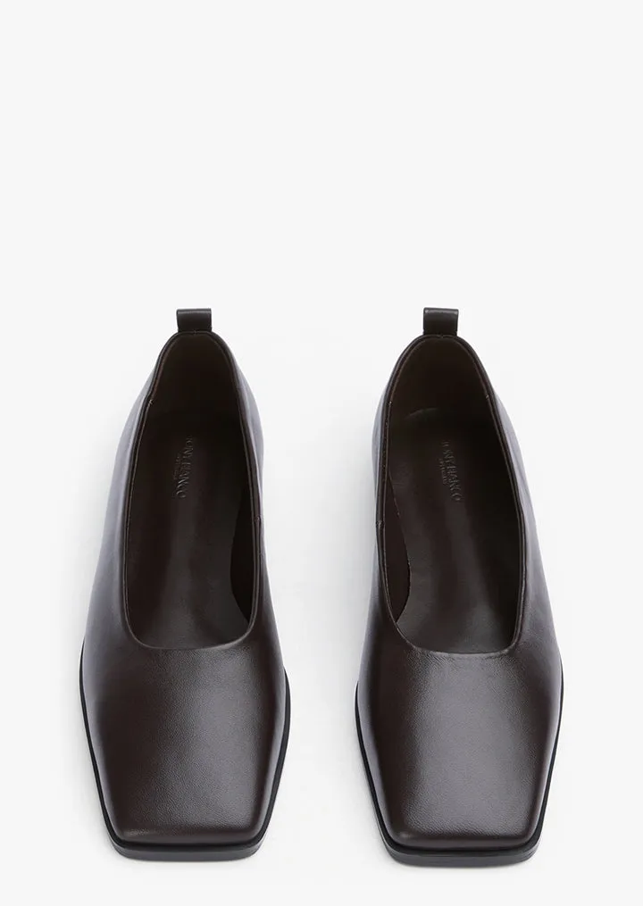 Brittany Chocolate Nappa