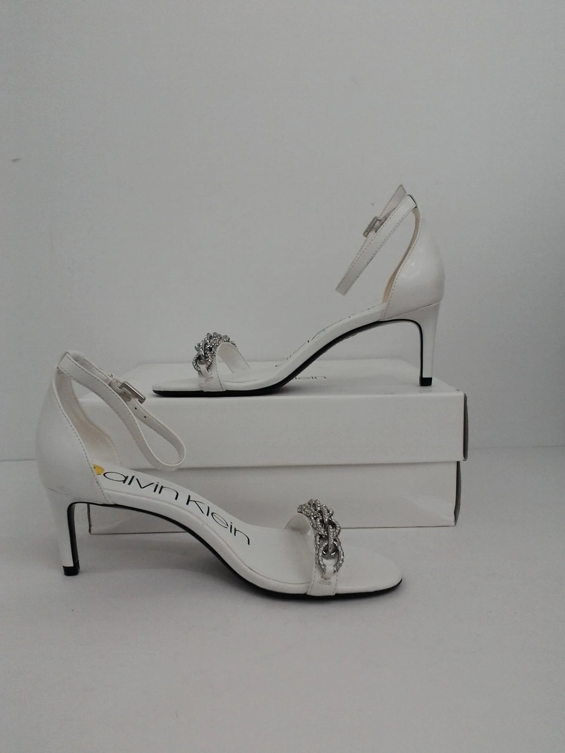 Calvin Klein Women's White Reem 2 Kid Smooth Size 5.5