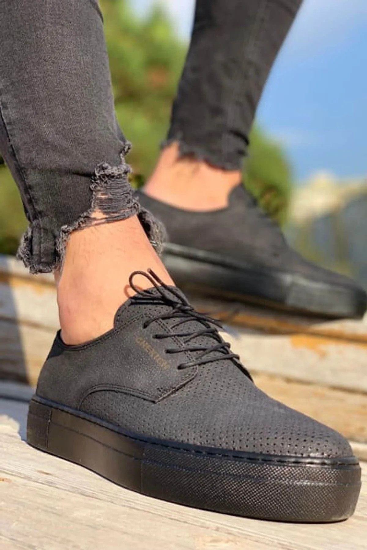 Chekich Men's Lace-up Casual Black Shoes ch061