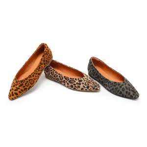 Dwarves Studio Casual Leopard Print Suede Point Toe Slip-On Flats in Brown/Grey/Apricot