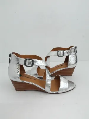 Lucky Brand Women's Jenley Silver Leather Wedge Sandal Size 8.5 M