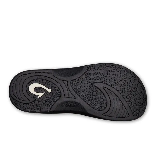 OluKai Men's Hokua Pavement