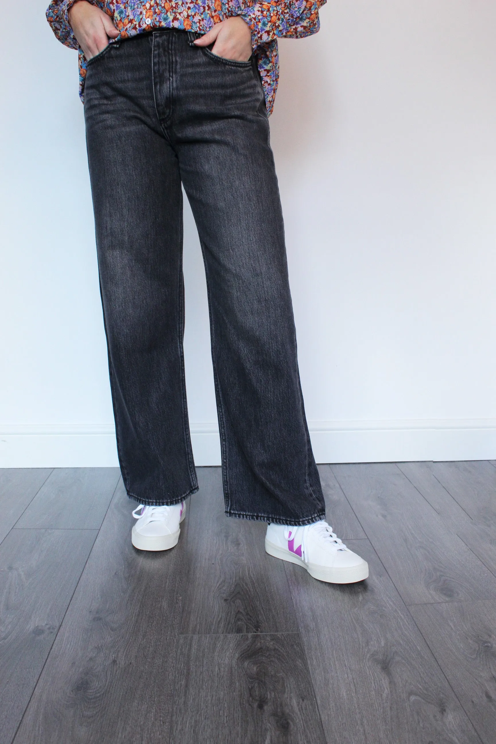 R&B Logan Broken Denim in Onyx